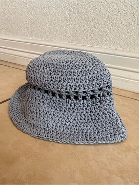 H&M Light Blue Straw-like Crochet Bucket Hat - Women's Summer Accessory